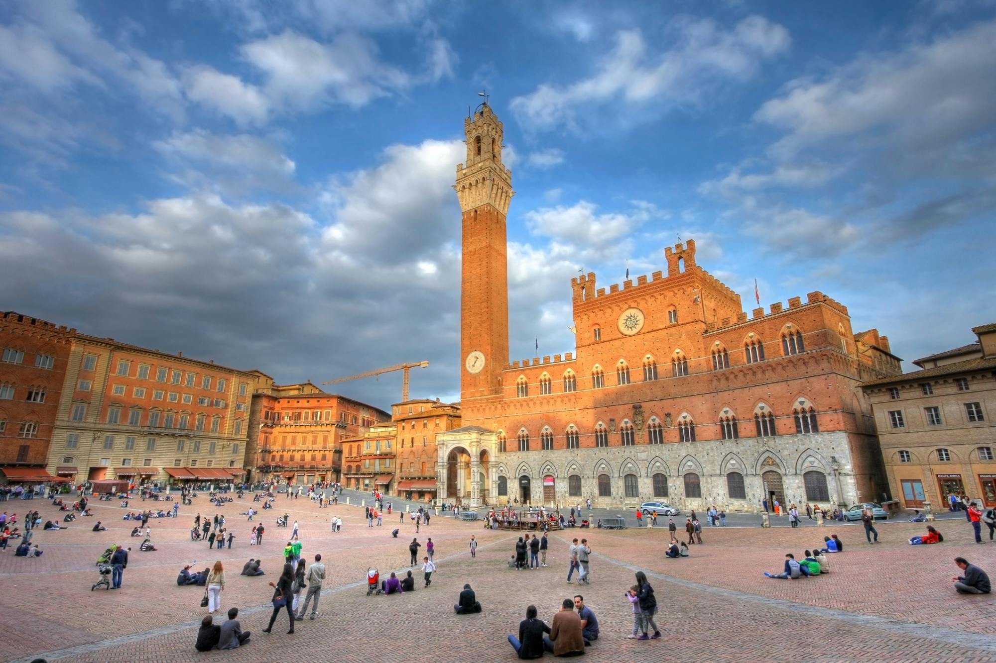 Wycieczka transferowa z Florencji do Rzymu przez Sienę i Pienzę z lunchem