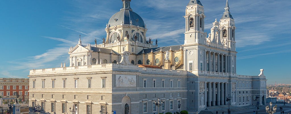 Almudena Cathedral and Royal Palace walking guided tour