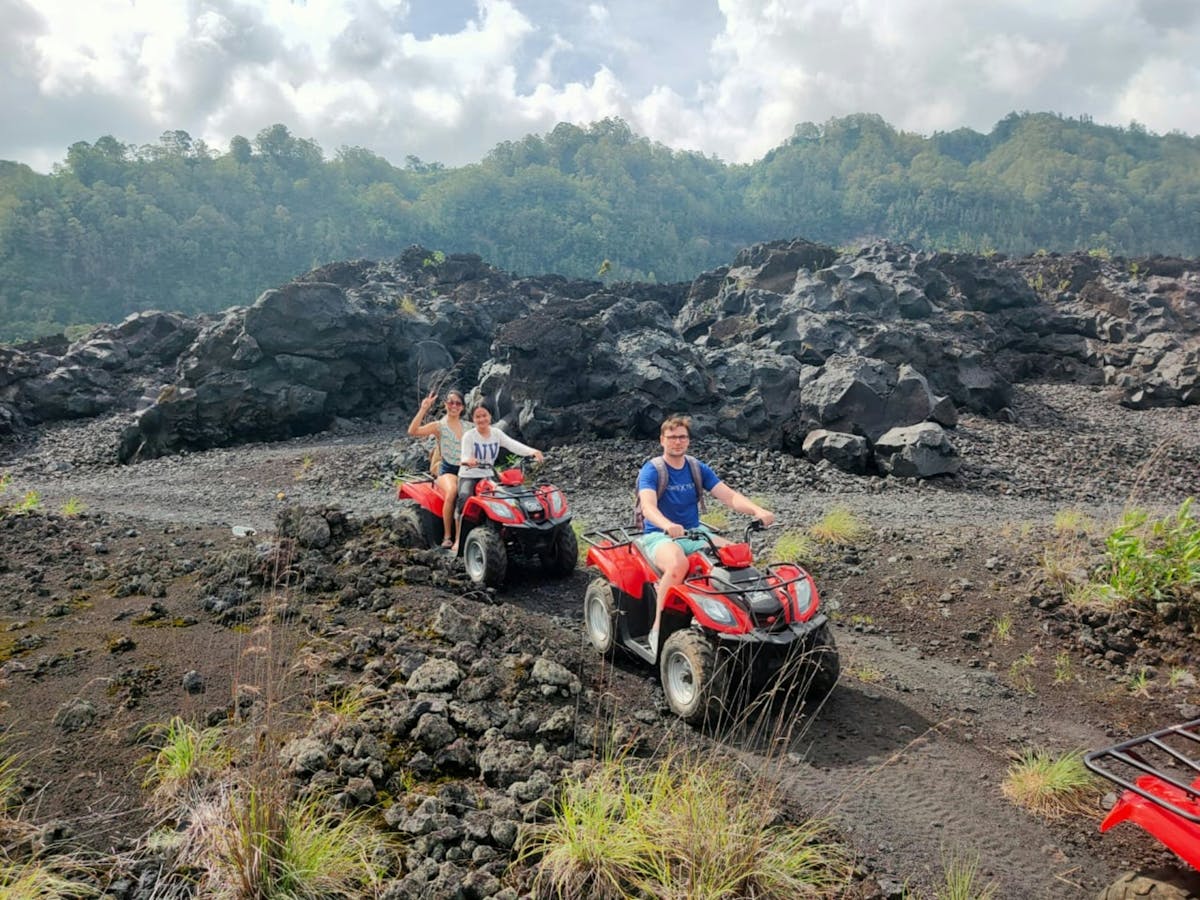 Ochtendtour naar Mount Batur met natuurlijke warmwaterbronnen