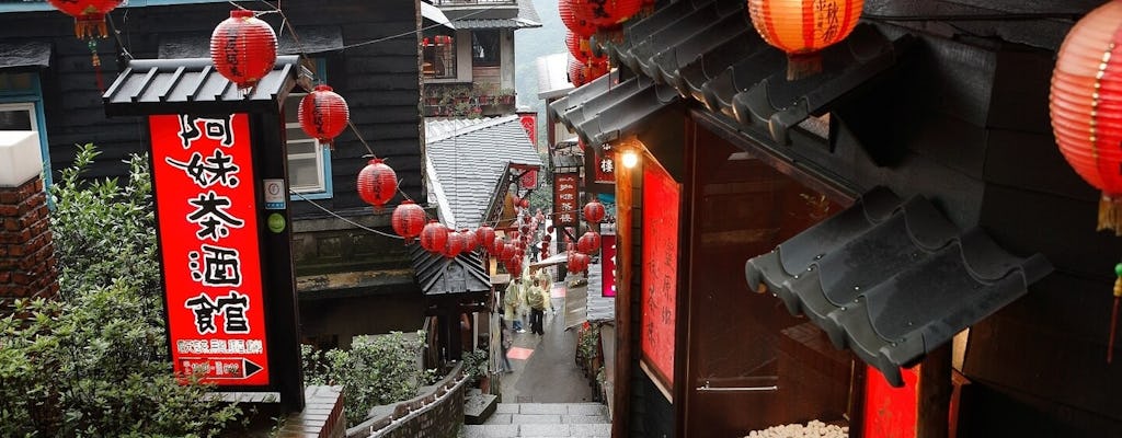 Jiufen village and northeast coast guided tour from Taipei