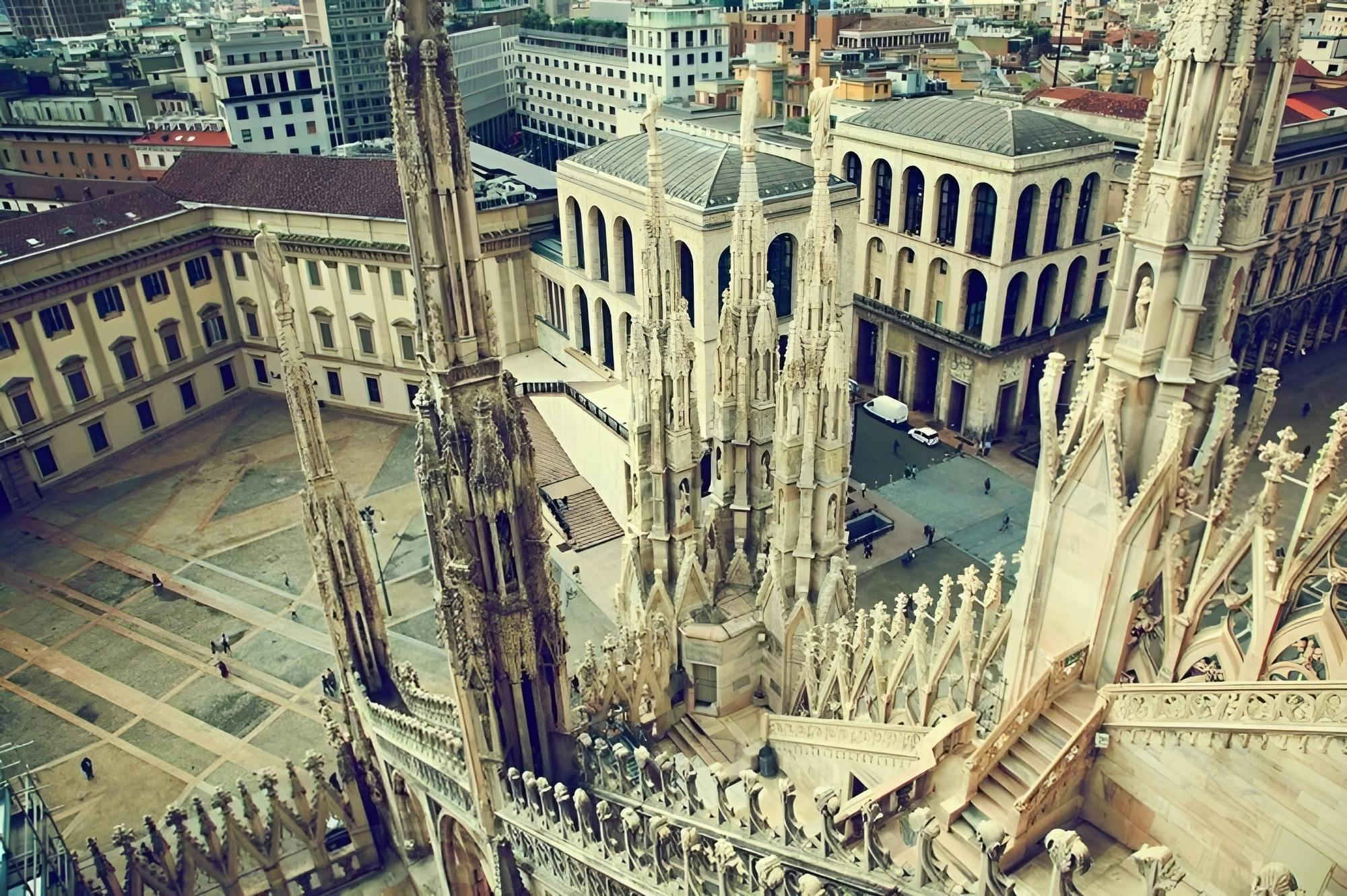 Visita guiada sin colas al Duomo Skywalk y al panorama panorámico de Milán
