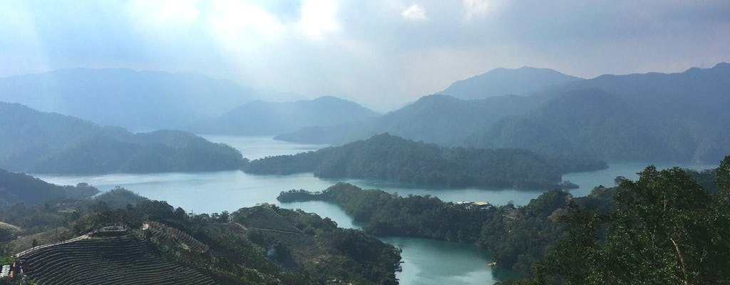 Rondleiding door Thousand-Island Lake en Pinglin-theeplantage vanuit Taipei