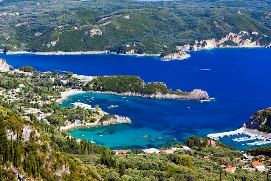 Corfu Eilandtour met Achillion Paleis, Paleokastritsa en Kassiopi