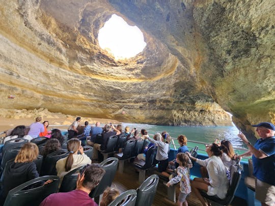 Cavernas do Algarve e passeio de barco ao pôr do sol com observação de golfinhos