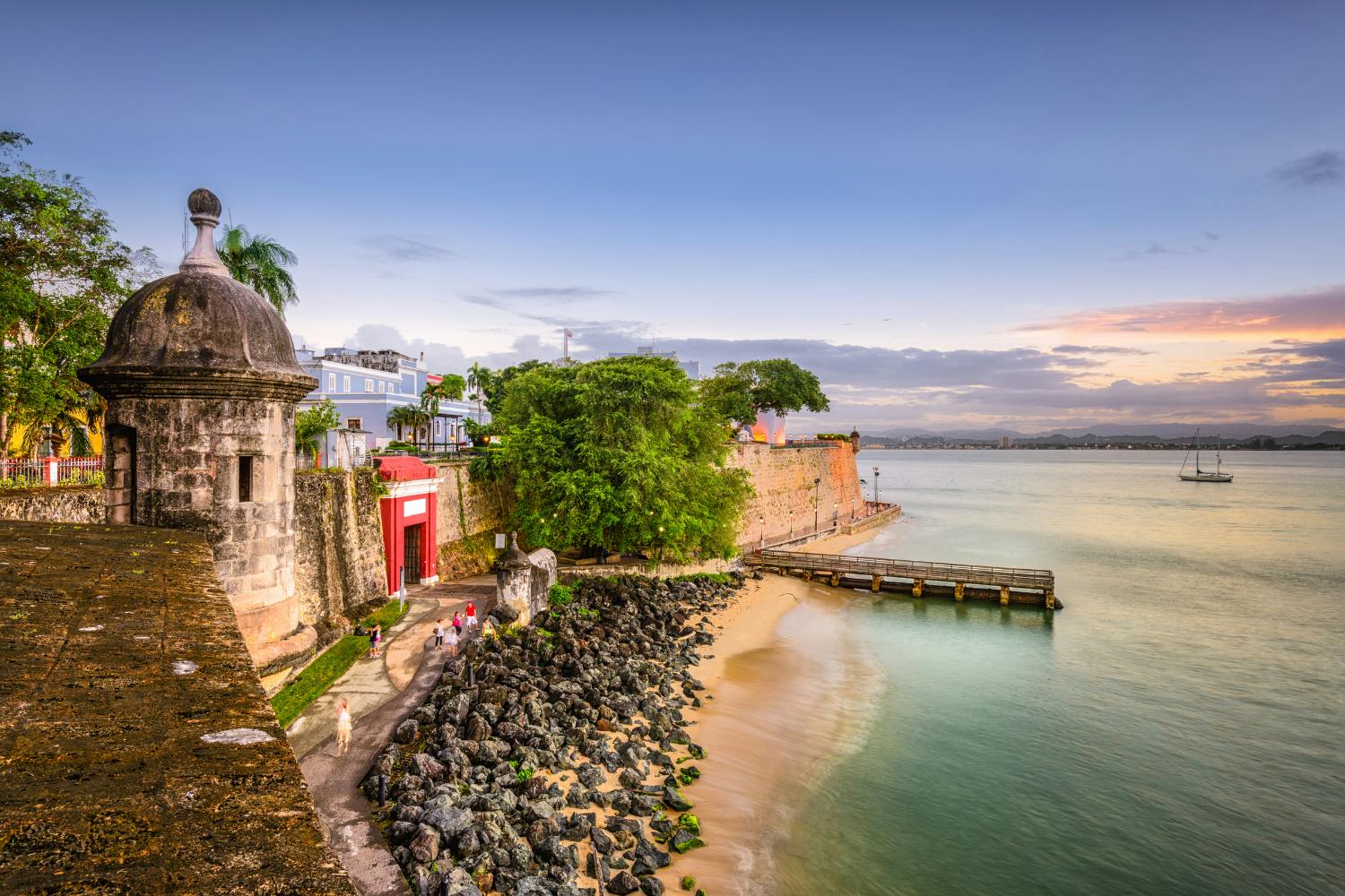 Self-guided walking audio tour of the old San Juan