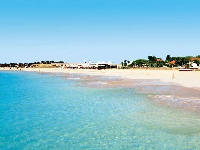 Croisière à Boa Vista en catamaran le matin