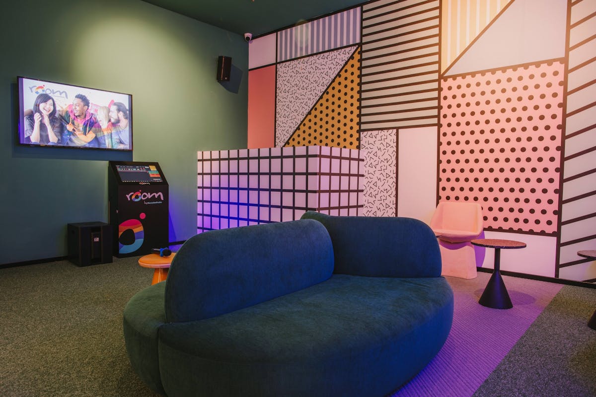 Karaoke Rooms Ticket at Holiday World Maspalomas