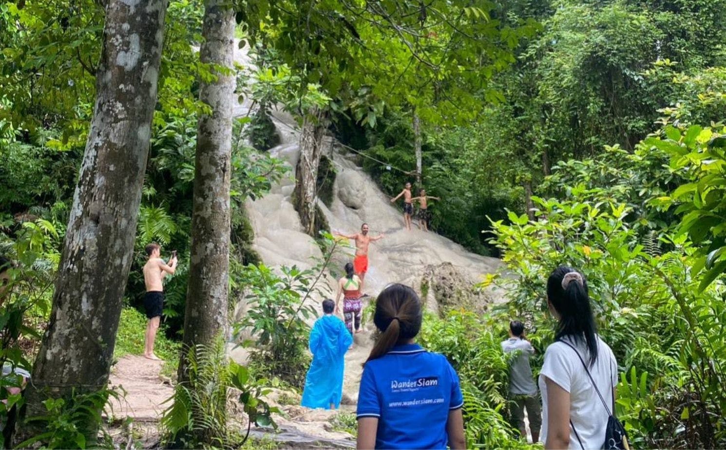 Bua Thong Waterfalls tour with boat trip and pick-up