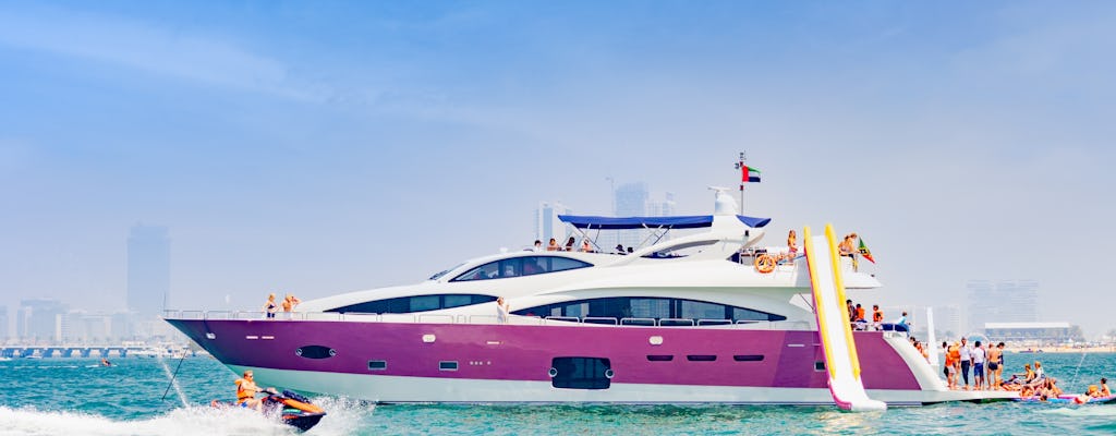 Croisière en yacht de luxe de 4 heures dans la marina de Dubaï avec déjeuner