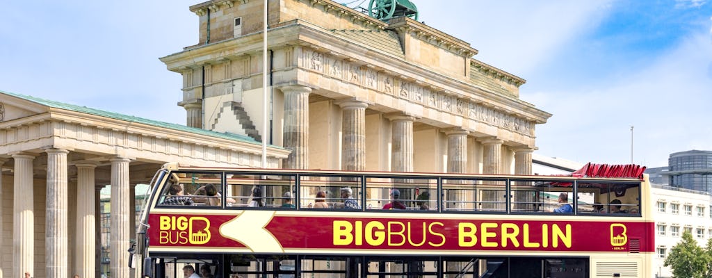 Hop-on hop-off tourist bus with 2 routes for 24 or 48 hours in Berlin