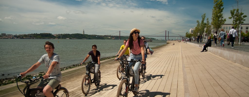 Private E-Bike-Tour am Flussufer von Lissabon mit englischem Reiseleiter