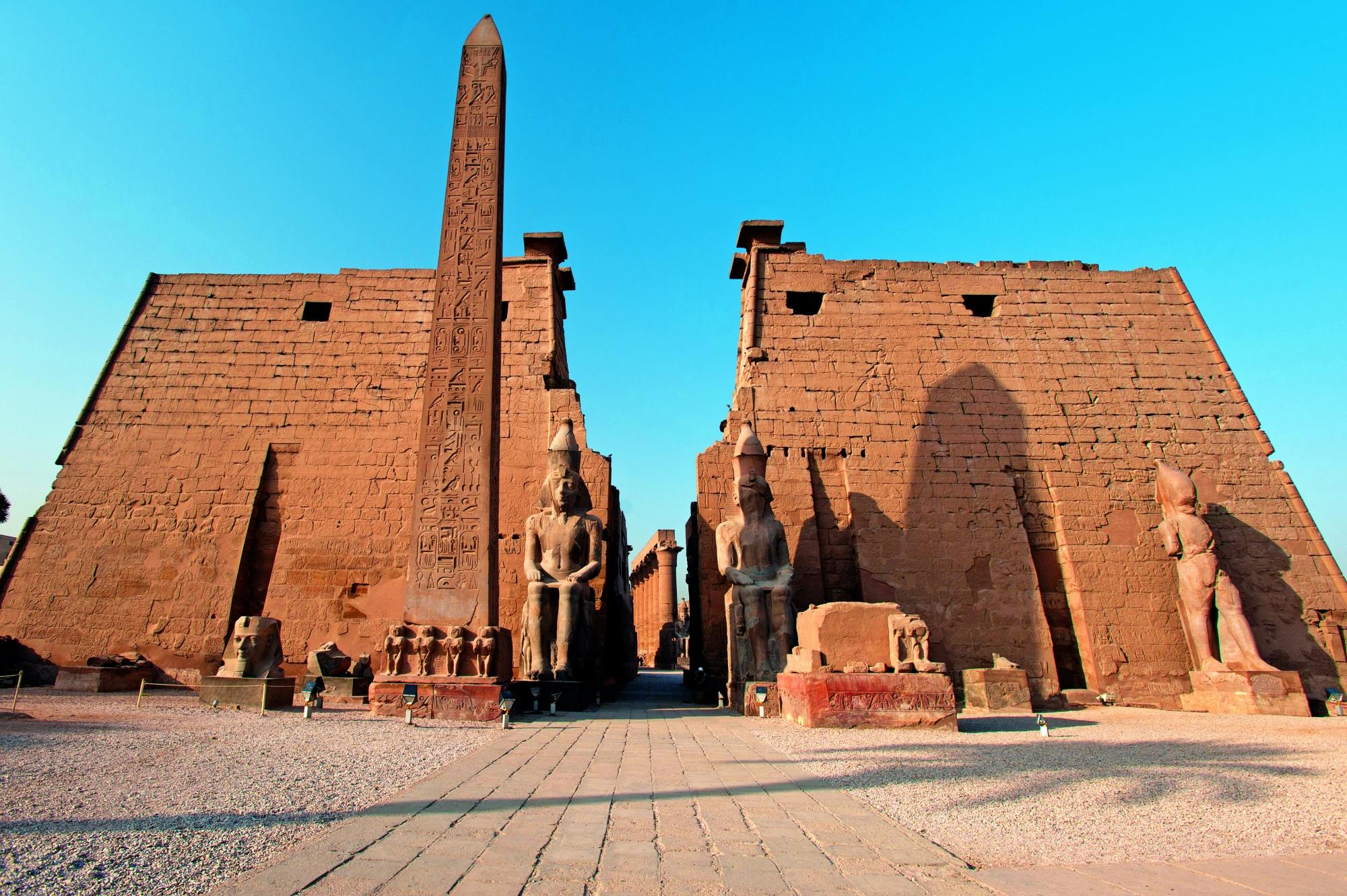 Visita guiada por Luxor saindo de Marsa Alam com egiptólogo privado