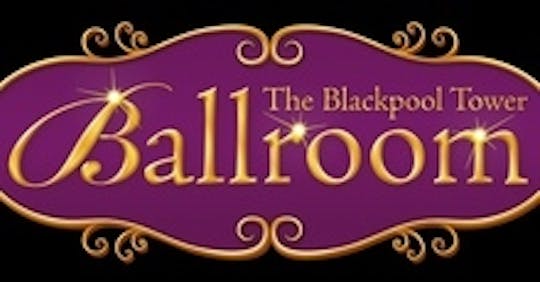 O ingresso para o salão de baile da Torre Blackpool