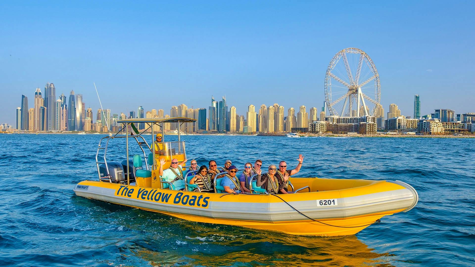 Paseo en barco premium de 99 minutos por el puerto deportivo de Dubái, Palm Jumeirah, Atlantis y Burj Al Arab