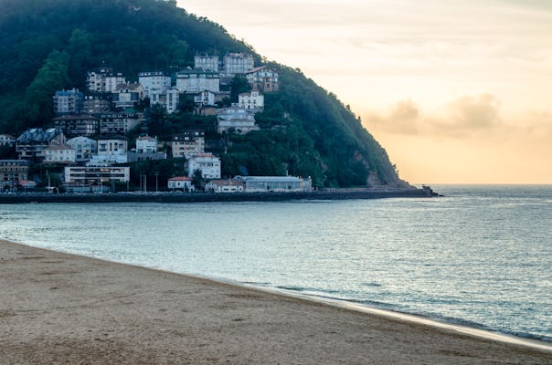 Discover San Sebastian in 60 Minutes with a Local