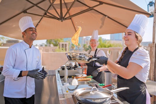 Nat Geo Day Tour: Il gusto della tradizione, un viaggio nella cucina degli Emirati