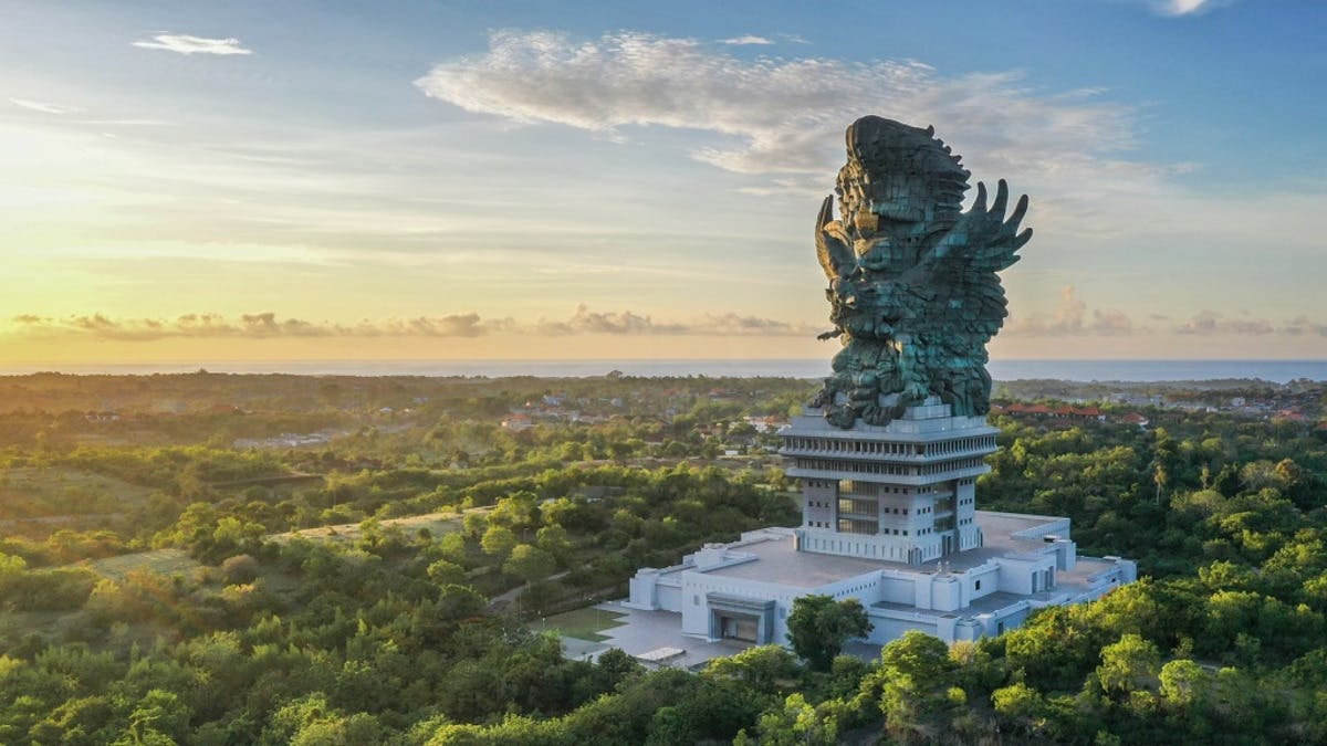 Entrada al parque cultural Garuda Wisnu Kencana