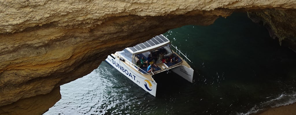 Croisière sur la côte de l'Algarve et la grotte de Benagil au départ de Portimão