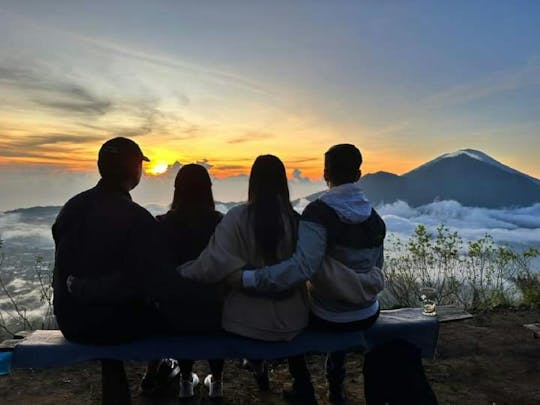 Bali: Mount Batur Sunrise Trekking con piantagione di caffè