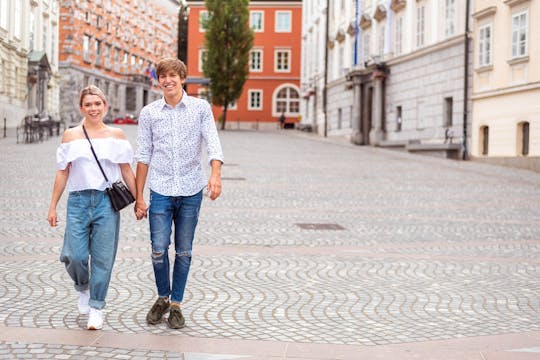 Découverte des histoires d'amour de Lund lors d'une visite guidée à pied