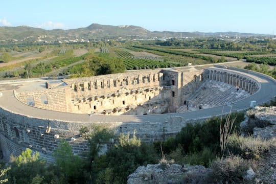 Visite de Pergé antique et l'ancienne cité gréco-romaine d'Aspendos
