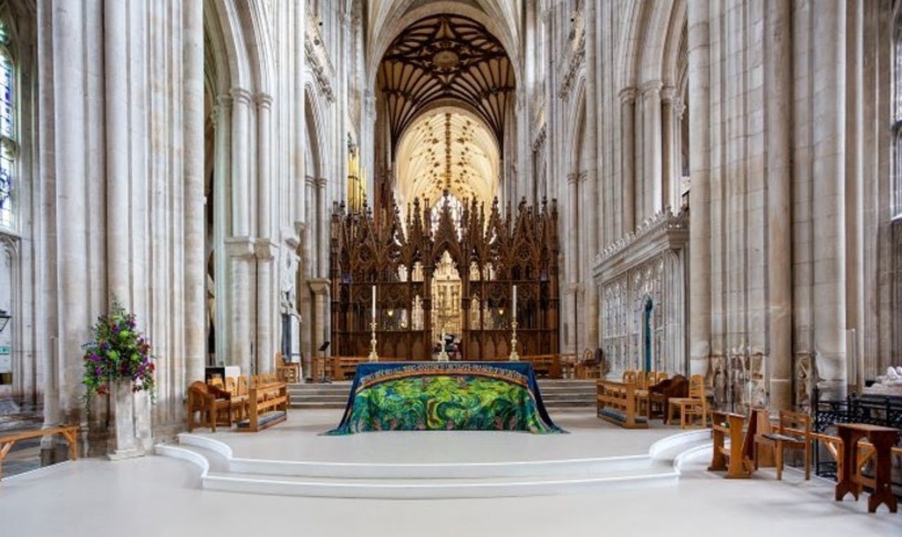 Winchester Cathedral and Christmas market tour