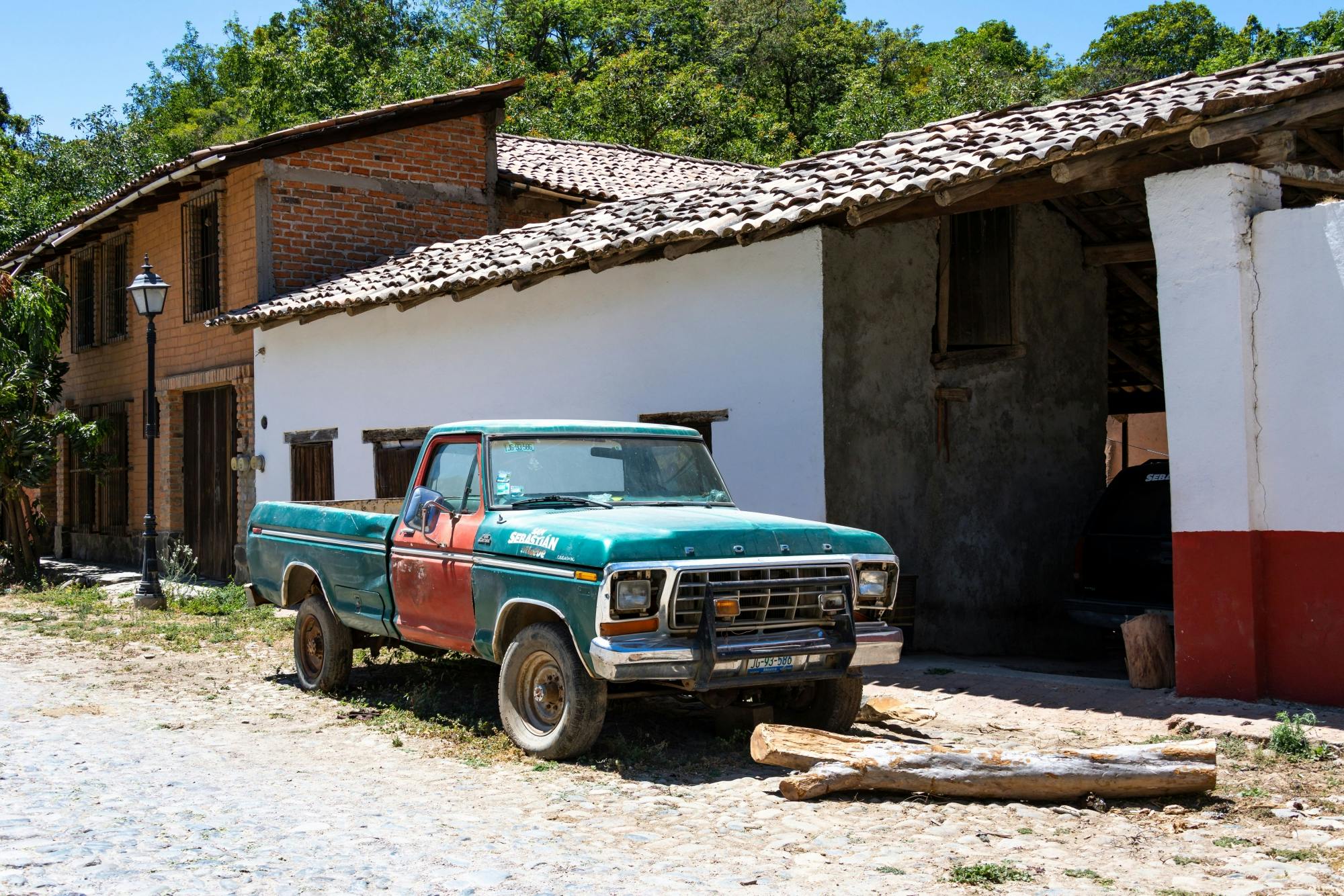 San Sebastian del Oeste Tour