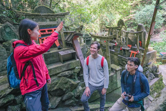 Fushimi Inari hidden hiking tour