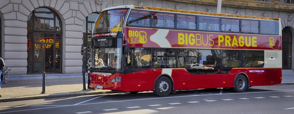 Tour hop-on hop-off em ônibus da Big Bus por Praga