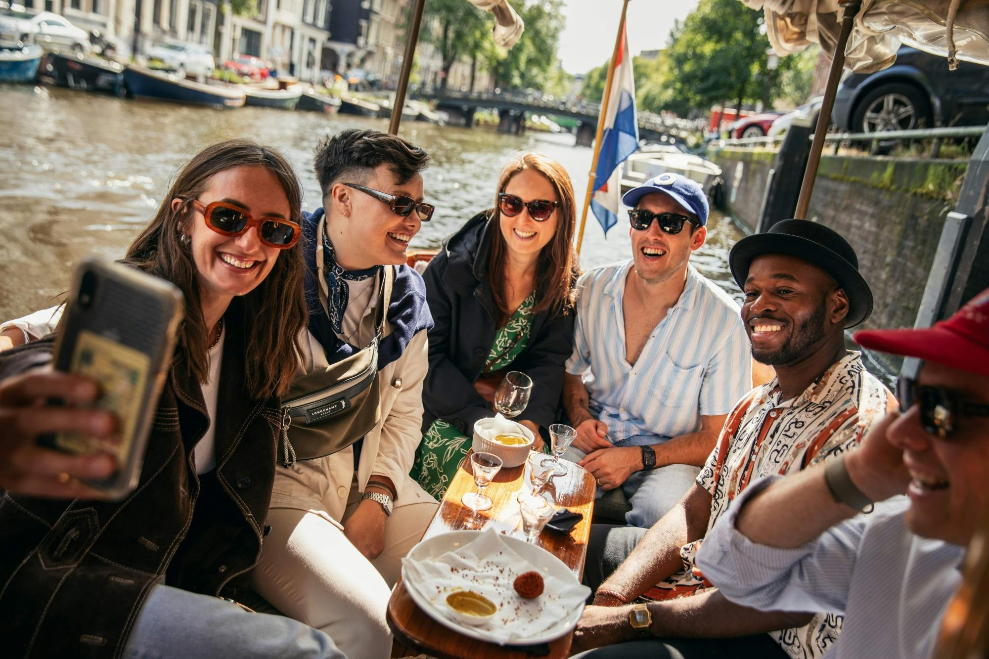 Food and canals tour in Amsterdam