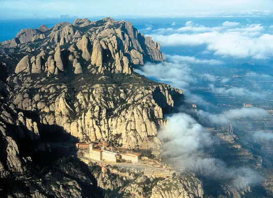 Visita guiada sem filas ao Mosteiro de Montserrat