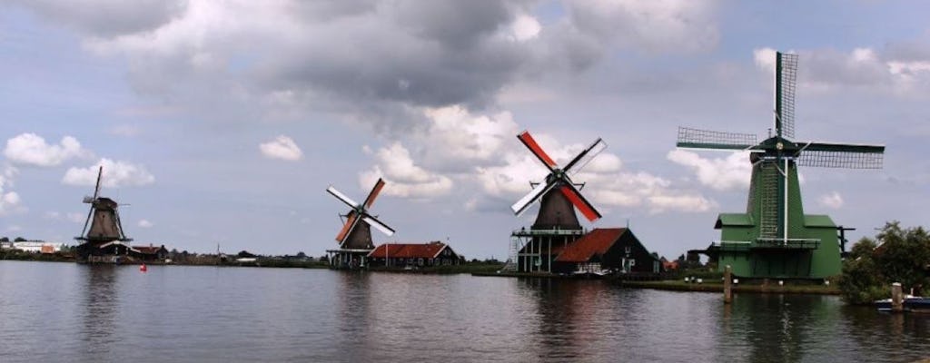 Private Sightseeing Tour to the Windmills and Giethoorn