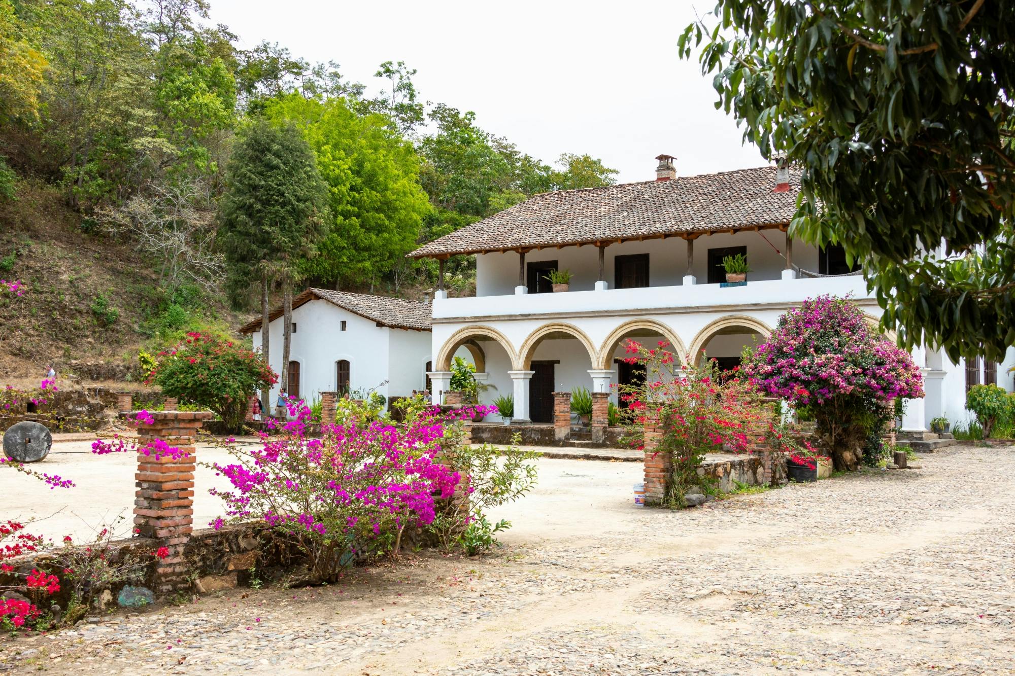 San Sebastian del Oeste Tour