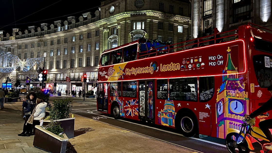 London Christmas lights tour musement