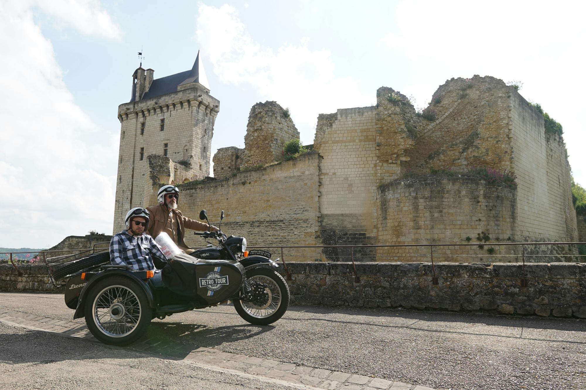 Vintage sidecar tour from Chinon Musement