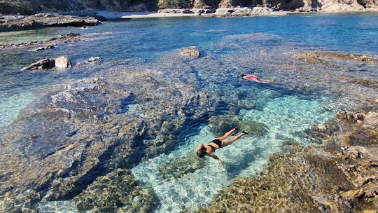 Praias selvagens de Alghero e passeio de mergulho com snorkel