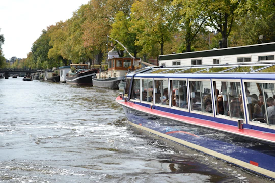 75-minute Heineken canal cruise with drinks and Heineken Experience