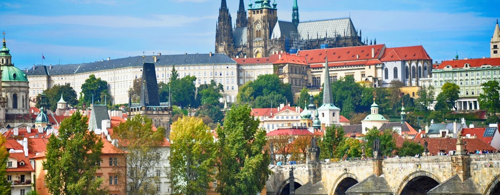 Prag-Kombiticket mit Innenansichten des Schlosses, Stadtrundfahrt und Flusskreuzfahrt