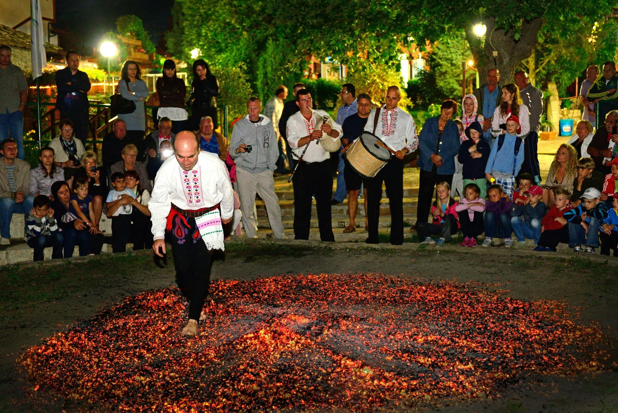 Bulgarian Folklore Evening from Obzor