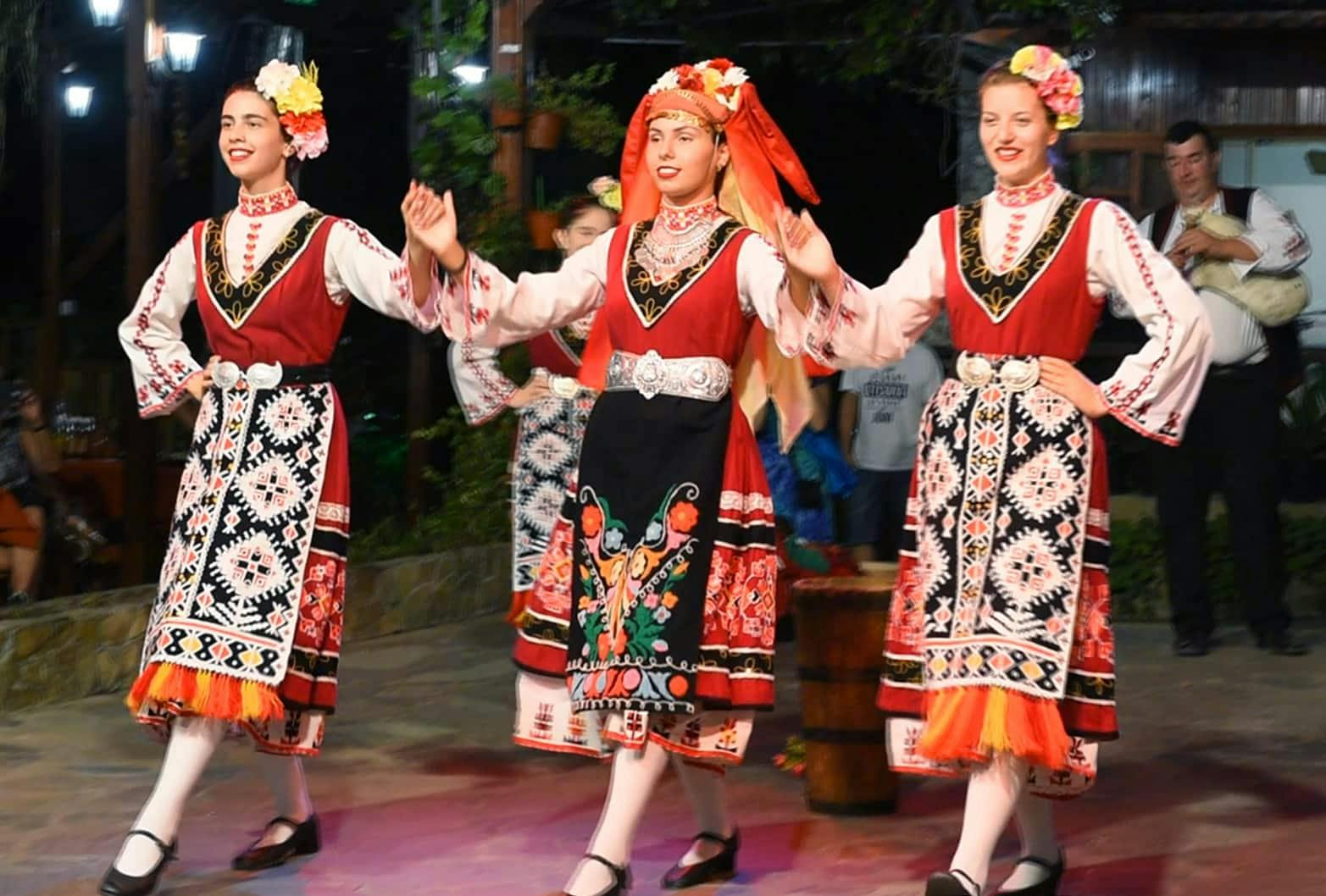 Bulgarian Folklore Evening from Obzor