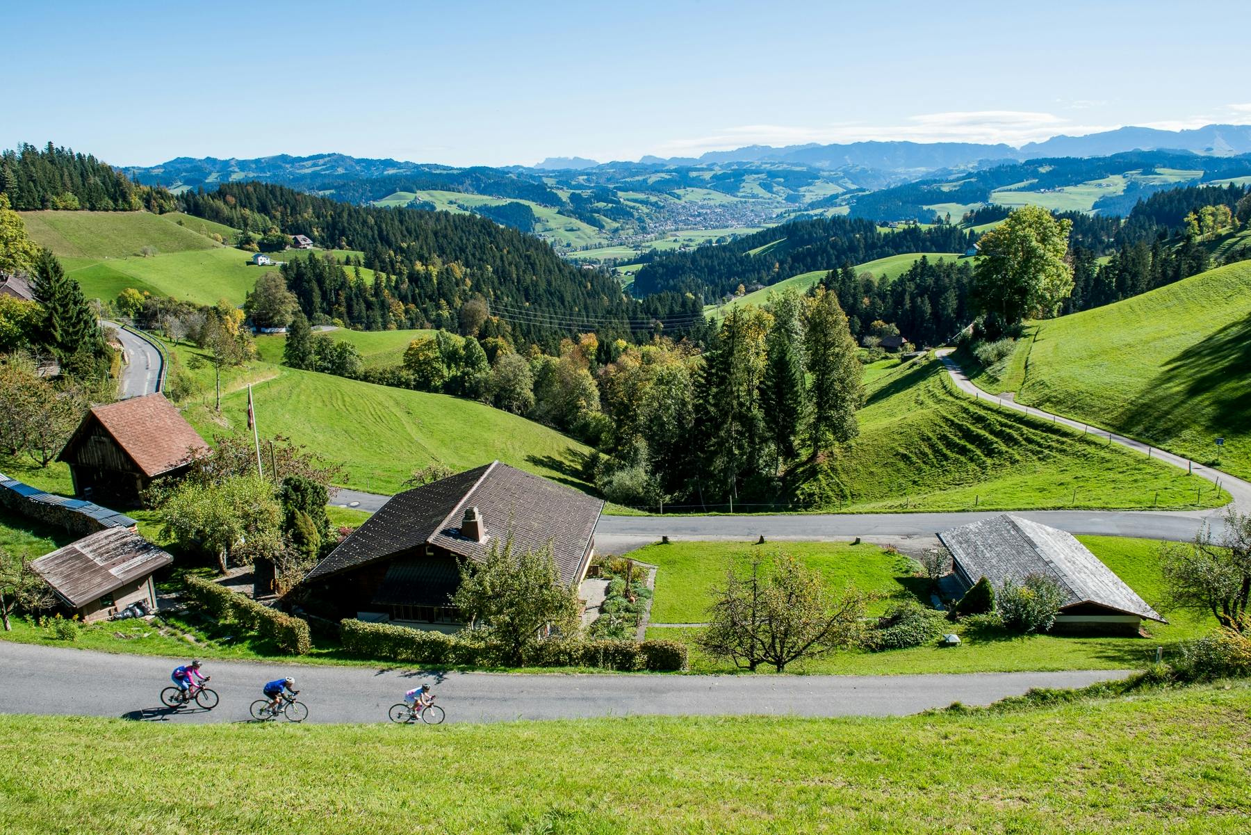 Bern capital and countryside tour from Lucerne