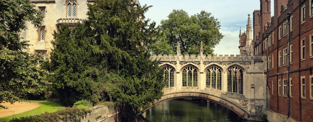 Oxford, Cambridge Universities and Christ Church College Guided Tour