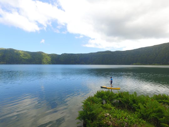 Planche SUP avec expérience de yoga à Sao Miguel