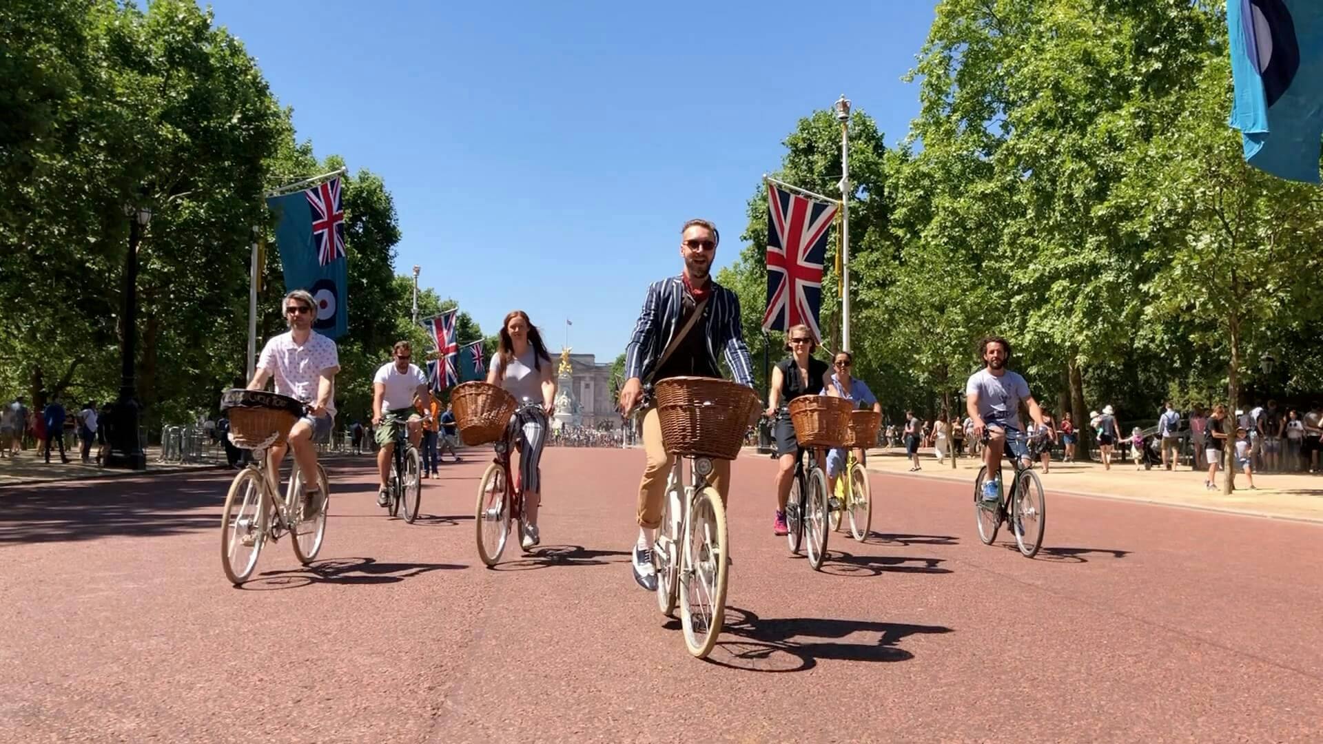 Luoghi d'interesse e gemme: tour privato in bici della Londra reale
