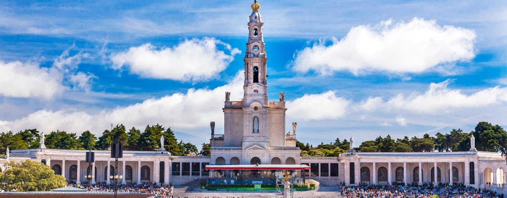 Guided Tour to Fátima, Batalha, Nazaré and Óbidos from Lisbon