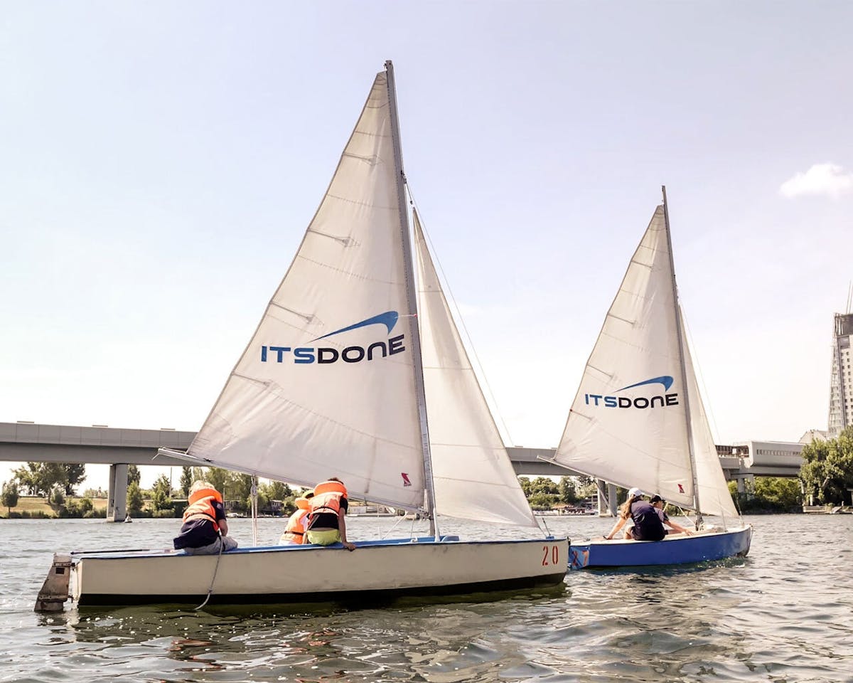 Allrounder bootverhuur om de Oude Donau vanaf Wenen te ontdekken