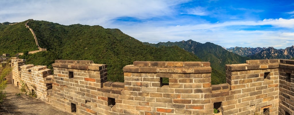 Small Group Tour to Mutianyu Great Wall with Lunch