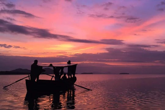 Excursion en bateau au lever du soleil à Ko Lanta