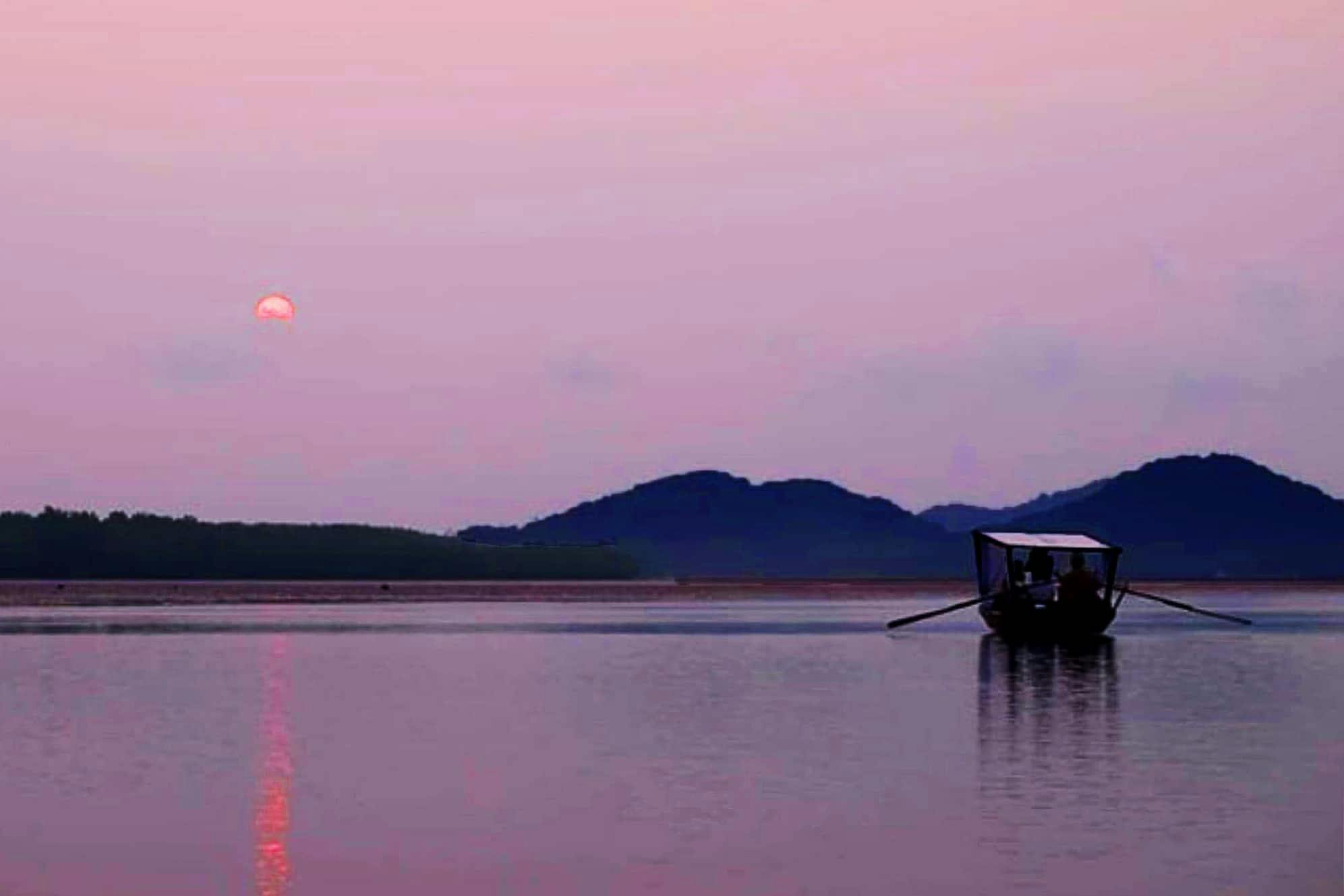 Ko Lanta Sunrise Boat Trip