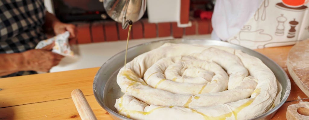 Clase de cocción de pasteles filo en una microgranja en Lefkada